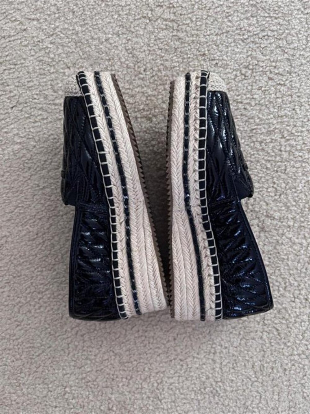 Karl Lagerfeld Paris Desta Logo Quilted Espadrille Loafers Black Size 8M - Picture 5 of 6